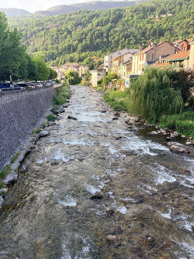 Gîte pour 6 personnes, avec Vue dans Bains Du Couloubret - 2