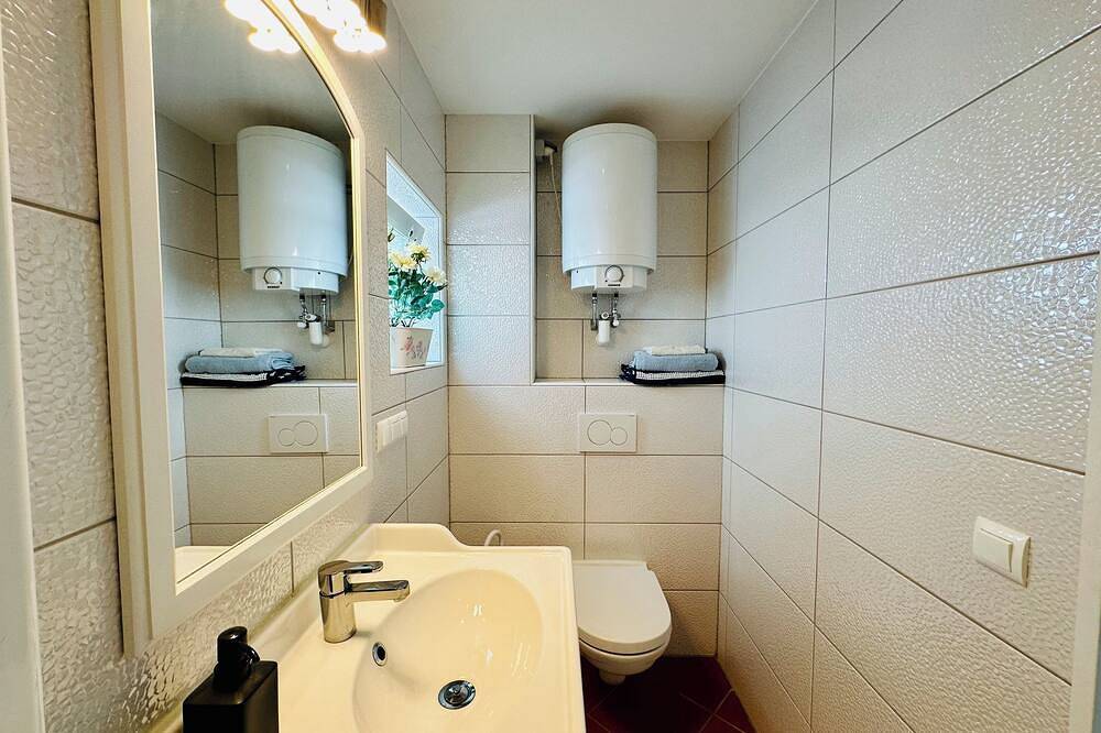 Ganze Wohnung, Charmante Eg Wohnung mit Aircon, Wlan, Smart-Tv im Grünen in Waldsee, Rheinebene