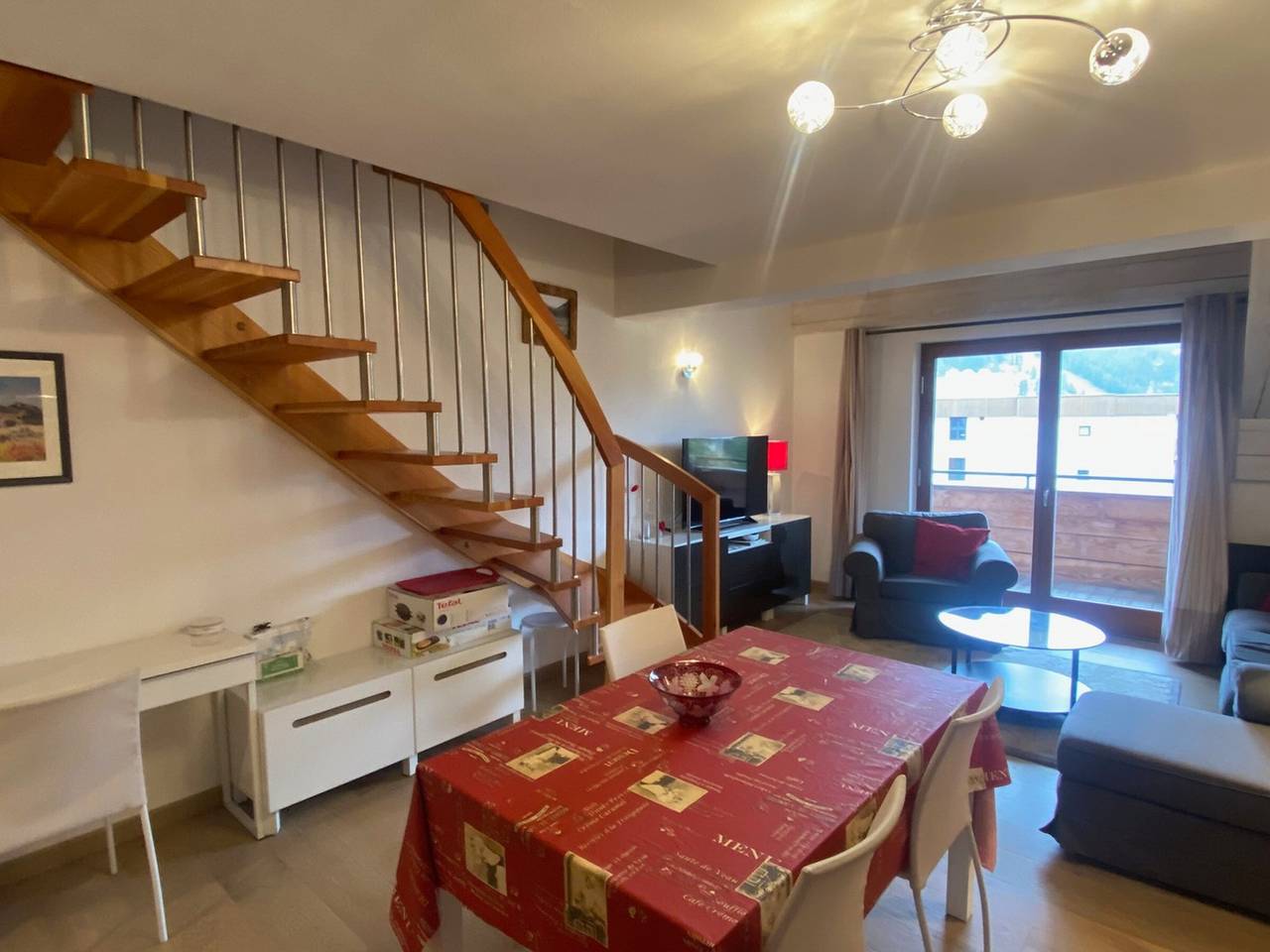 Appartement entier, Superbe duplex lumineux pour 8 pers., face aux pistes, parking inclus in Montgenèvre, Région de Briançon