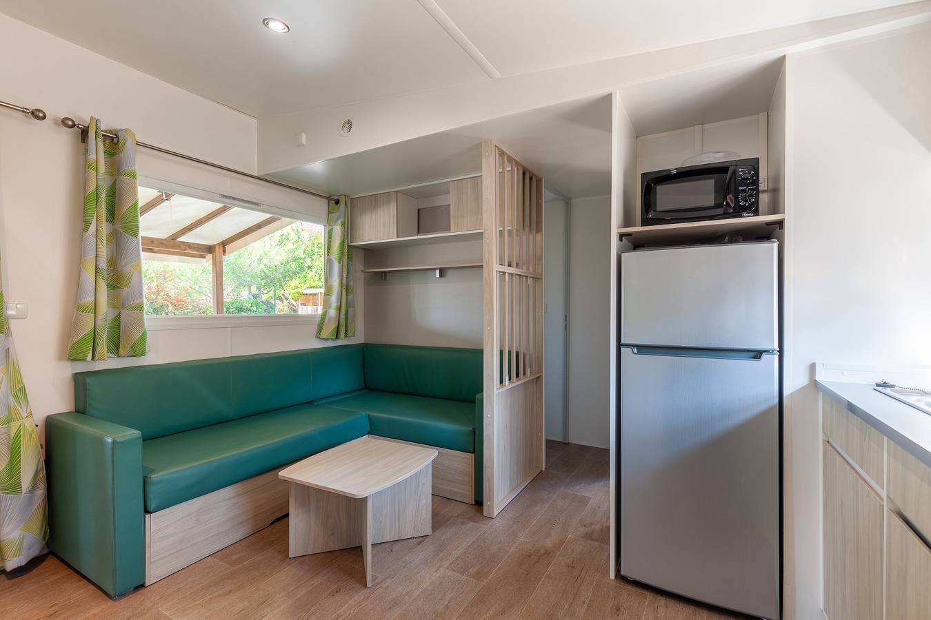 Mobilheim 'Lou Soleil 80' mit Gemeinschaftspool, Wlan und Klimaanlage in Carry-le-Rouet, Istres und Umgebung