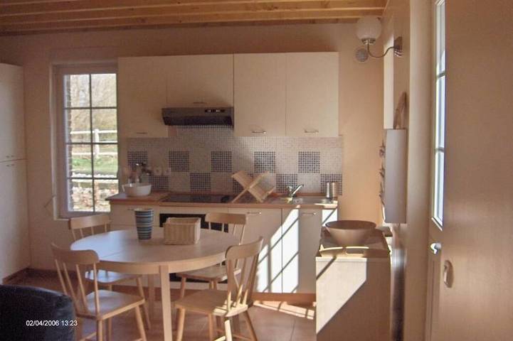 Location de vacances pour 5 personnes, avec jardin à Bernières (homonymie)