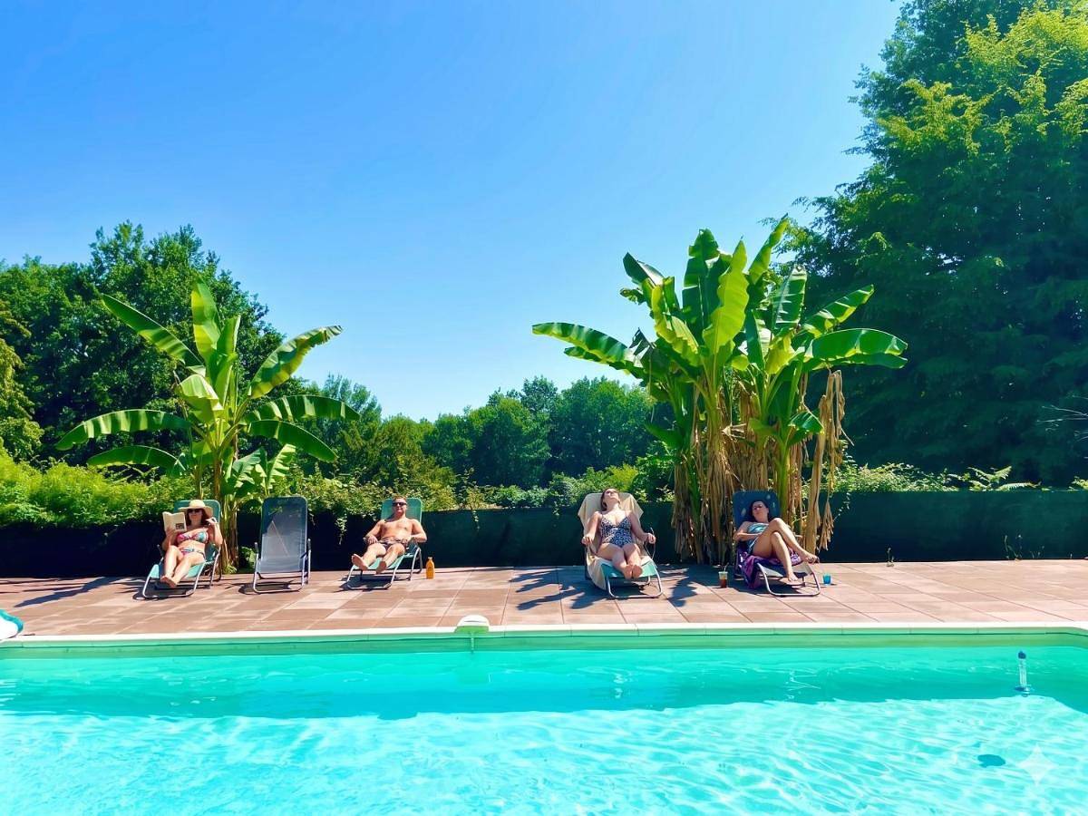 Caporizon - Villa Puy d'Aiguillon- Piscine - 6 personnes in Notre-Dame-de-Sanilhac, Périgord Blanc