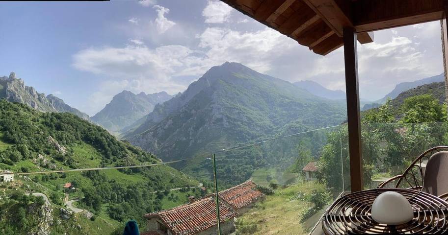 Casa rural para 5 personas, con Balcón además de Terraza y Vistas en Sotres - 4