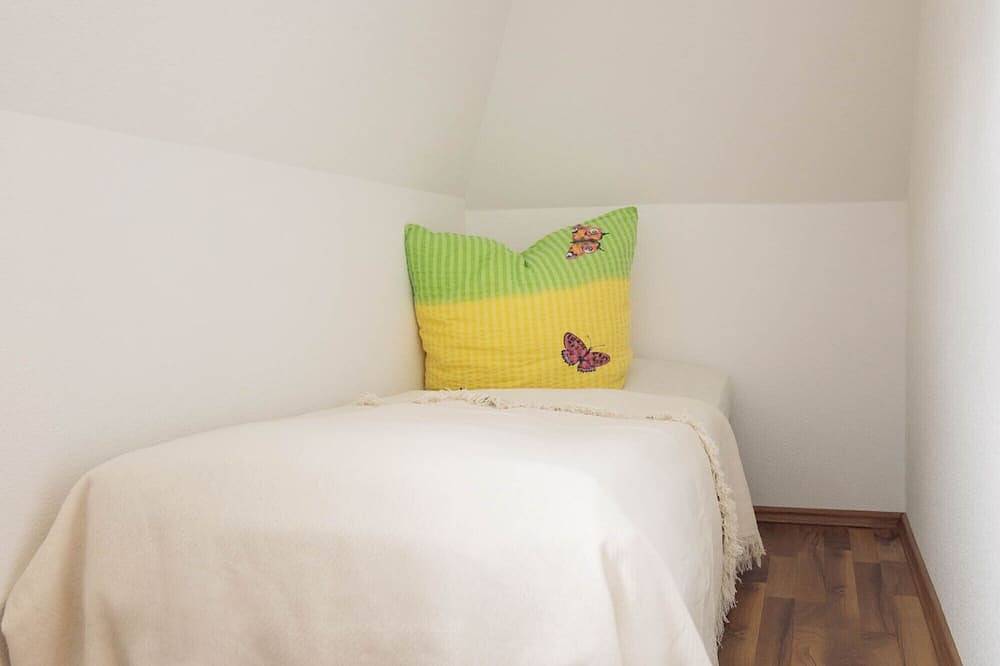 Ganze Wohnung, Ferienwohnung \"Thommy\" - Ruhige Lage in wunderschöner Kulisse in Bad Schlema, Erzgebirge