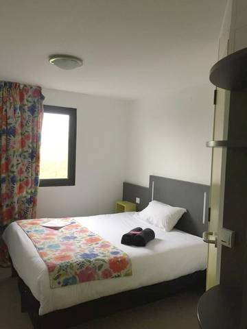 Hôtel pour 2 personnes, avec piscine et terrasse à Aytré