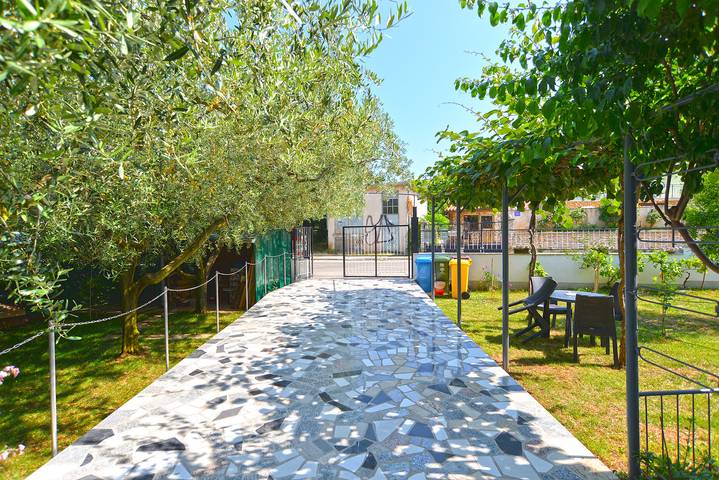 Apartamento entero, Apartamento de vacaciones para 6 personas con balcón in Pula-Medulin, Pula
