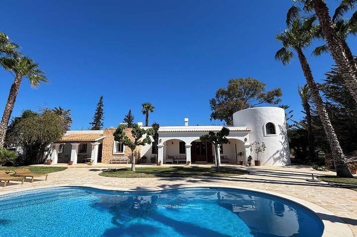 Chalet para 10 personas, con piscina - 1