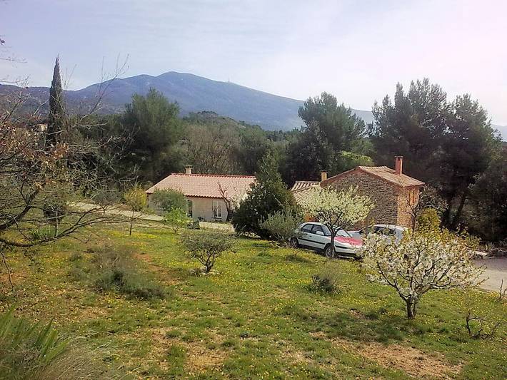 Gîte pour 2 personnes, avec piscine, animaux acceptés