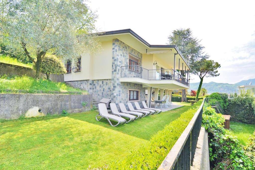 Lake View Garda Villa Salò Gulf in San Felice del Benaco, Prealpi Gardesane