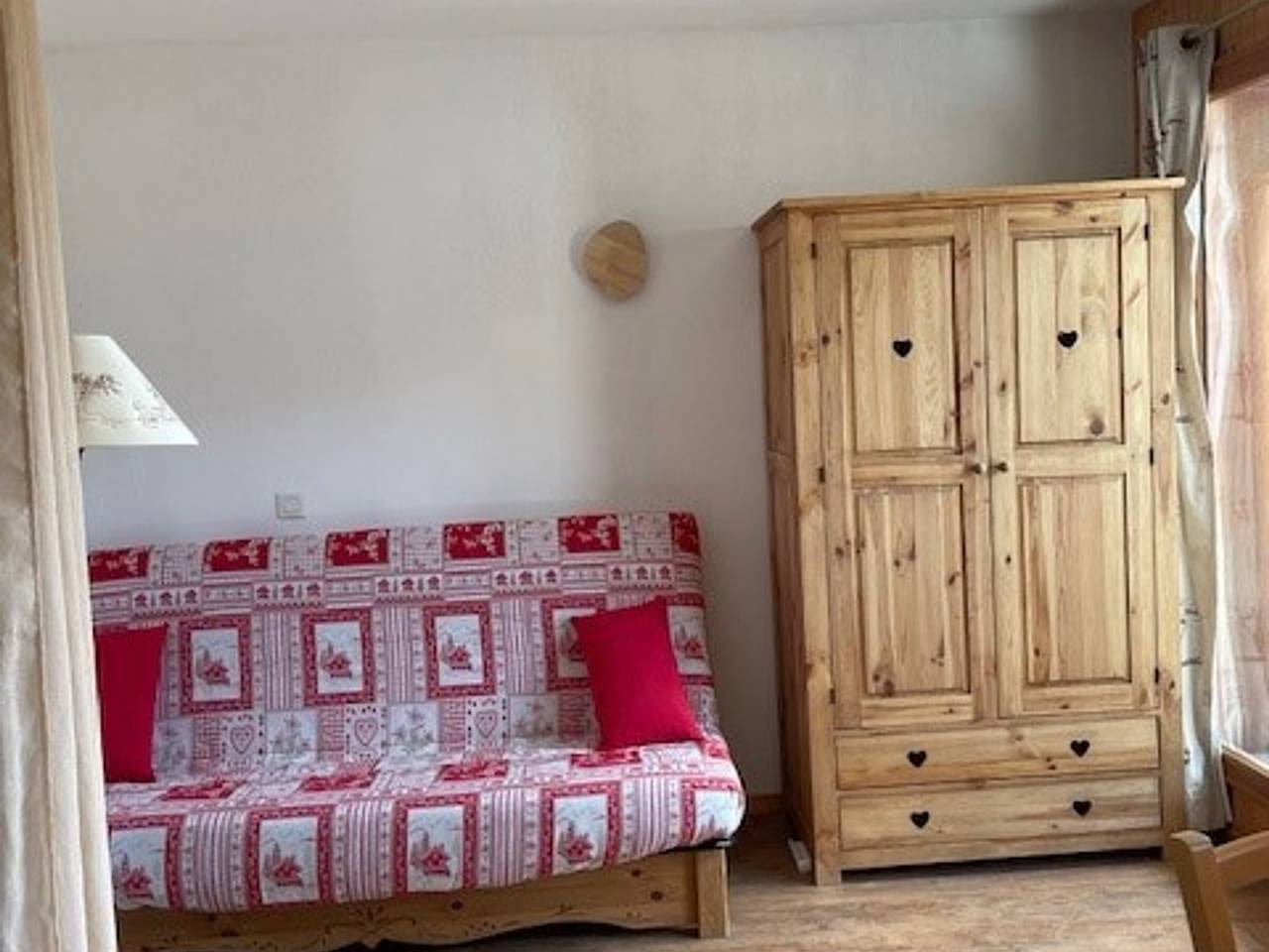 Studio entier, Studio cosy pour 2 avec parking, balcon, piscine à Orcières, sur les pistes! in Orcières, Parc national des Écrins