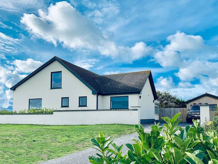Holiday home for 10 people, with Garden in Rhosneigr
