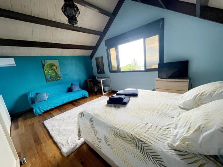 Maison d’hôte pour 2 personnes, avec terrasse et vue ainsi que piscine et jardin sur l' Île de la Réunion - 4