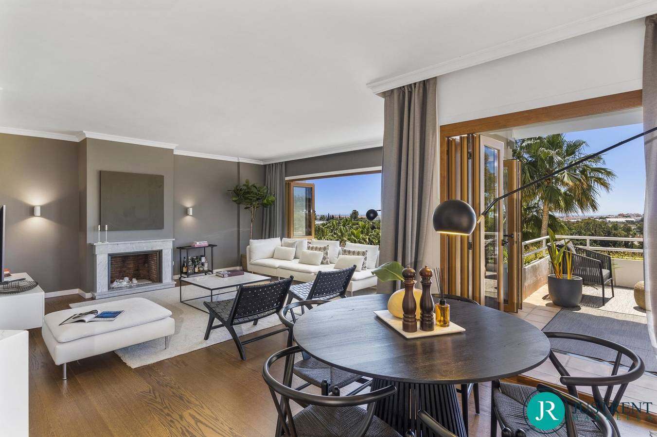 Entire apartment, Alcores Penthouse - 5Bed Golf Views in Nueva Andalucia Golf Valley, Marbella