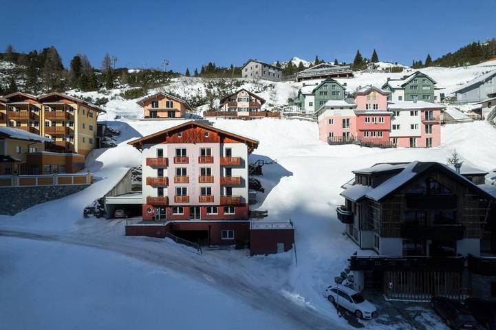 Hotel für 2 Personen, mit Ausblick und Terrasse sowie Sauna, mit Haustier in Obertauern - 3