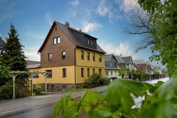 Ferienwohnung für 4 Personen, mit Garten und Terrasse in Steinbach-Hallenberg