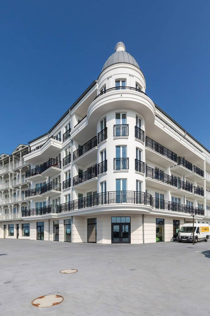 Ganze Wohnung, Stylish Apartment with Sea View | Balcony and Parking in Darłówko, Darłowo