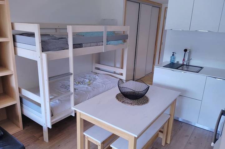 Gîte pour 4 personnes, avec balcon à Laveissière - 2