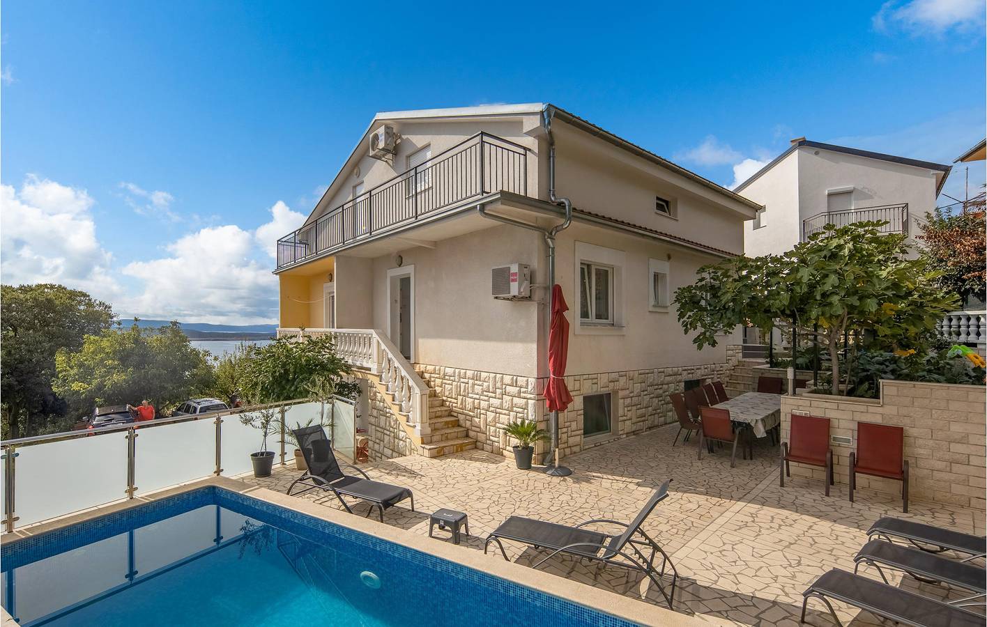 Nur 2 km vom Strand entfernt: Gemütliche Ferienwohnung mit Terrasse und Parkplatz in Crikvenica, Primorje-Gorski Kotar