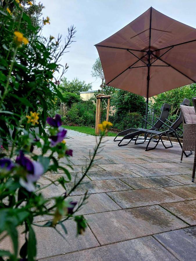 Ferienwohnung für 6 Personen, mit Ausblick und Garten in Morbach