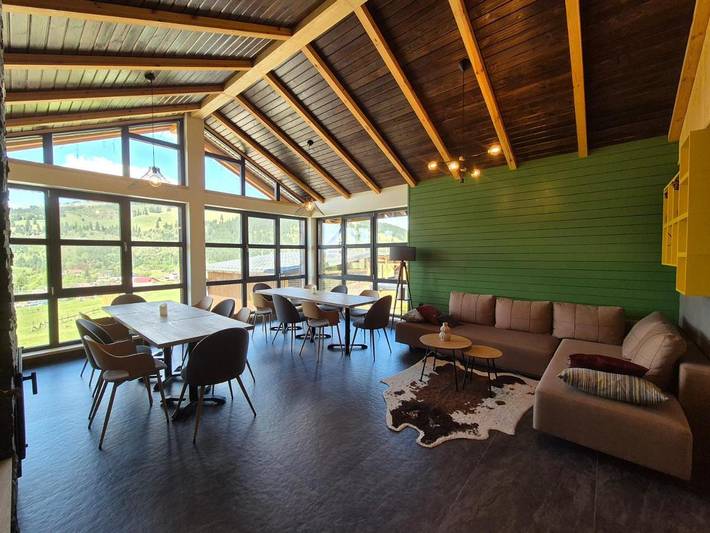 Gîte pour 2 personnes, avec vue et jardin, animaux acceptés dans Dorna-Arini - 4