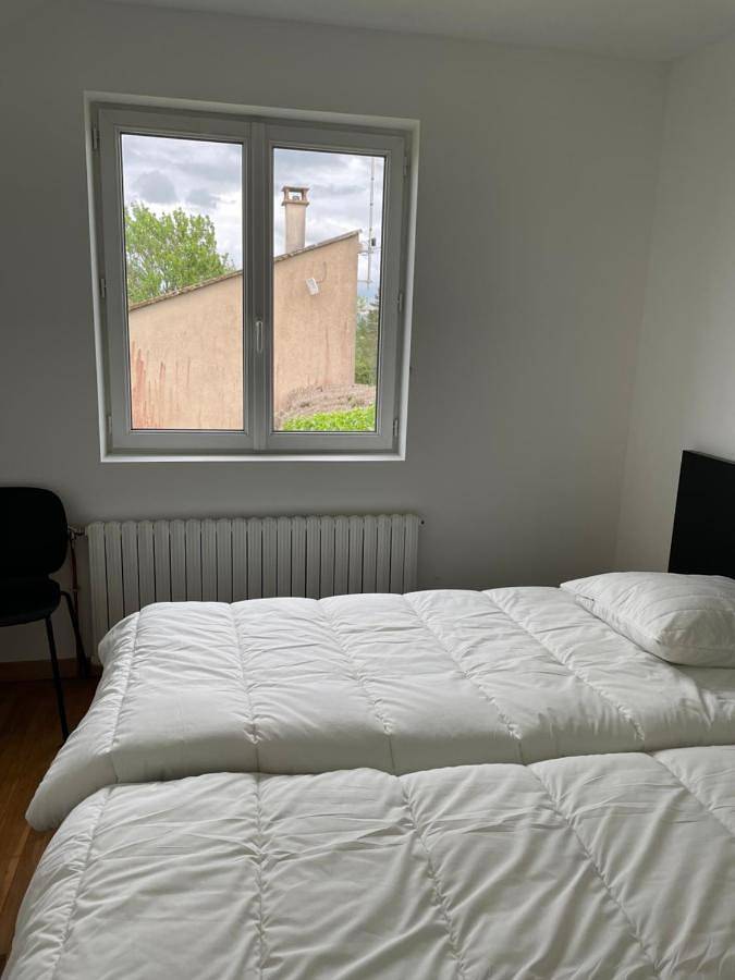 Location de vacances pour 4 personnes, avec jardin et vue à Tannay - 2