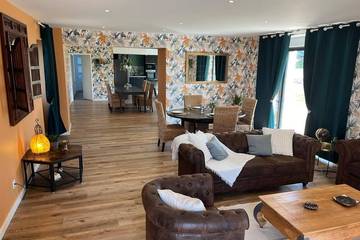 Gîte pour 14 personnes, animaux acceptés à Gévezé