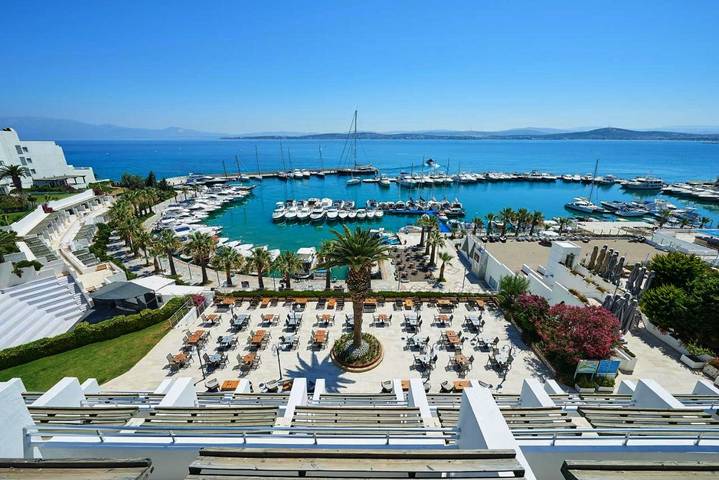 Resort for 3 personer, med hage og badebasseng i tillegg til utsikt i Asia