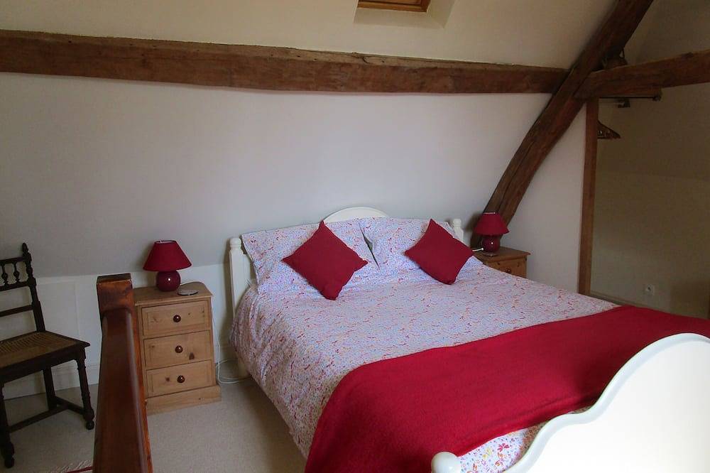 Petite maison de campagne charmante dans un hameau isolé de Chabrenas in Meuzac, Région de Limoges