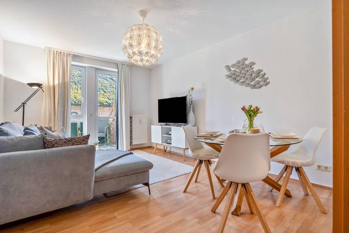 Ferienwohnung für 4 Personen, mit Balkon und Garten sowie Sauna in Middelhagen
