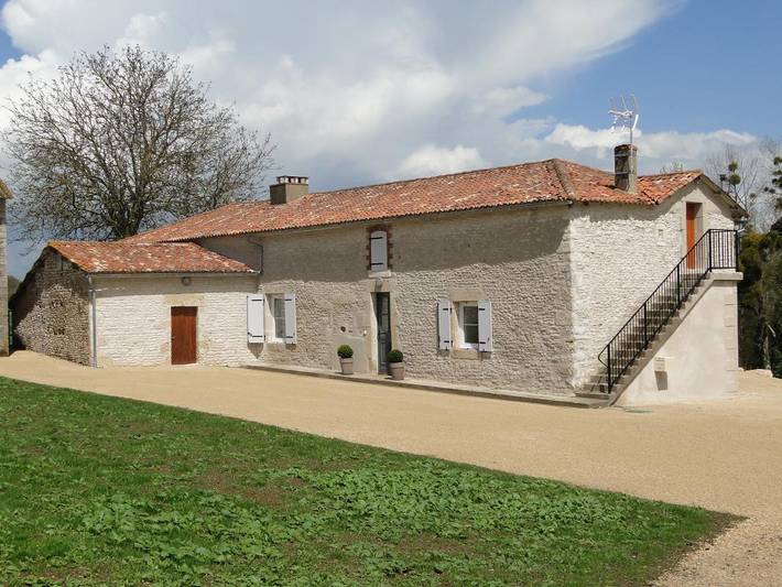 Gîte pour 6 personnes, avec jardin, animaux acceptés