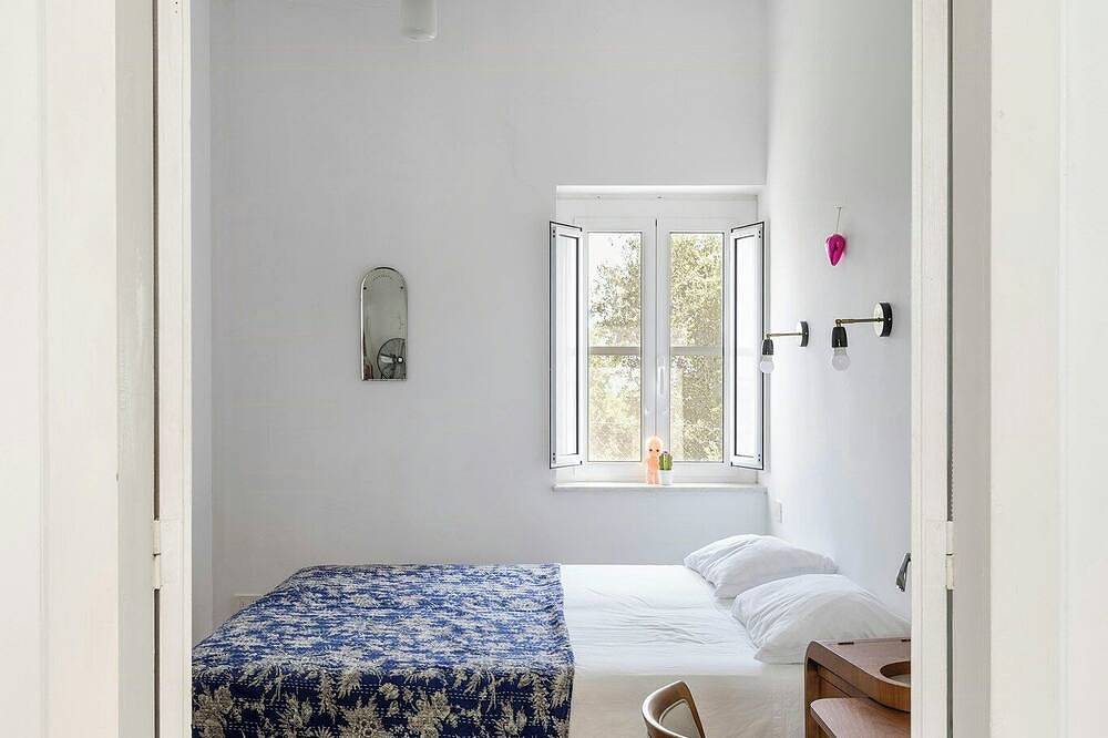 Designervilla mit Panorama-Pool und Olivenbäumen in Pisticci, Piana del Metaponto