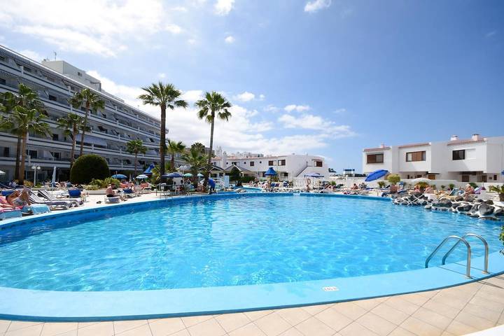 Apartamento para 4 personas, con Jardín y Piscina en Puerto Colon
