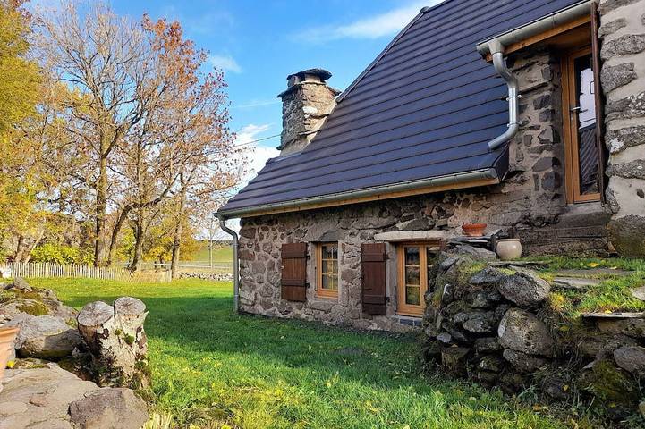 Maison de vacances pour 4 personnes, avec jardin, animaux acceptés à Saint-Front