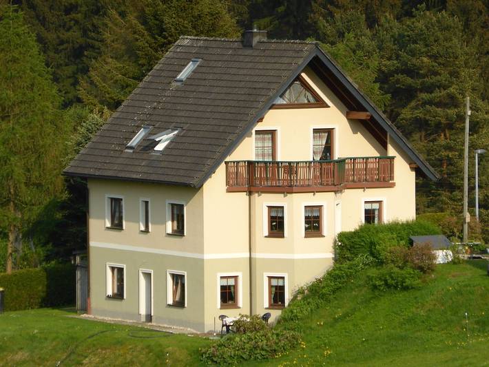 Ferienwohnung mit 2 Schlafzimmer in Stützengrün, Erzgebirge