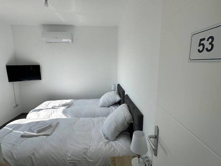 Gîte pour 10 personnes à Satolas-et-Bonce - 3