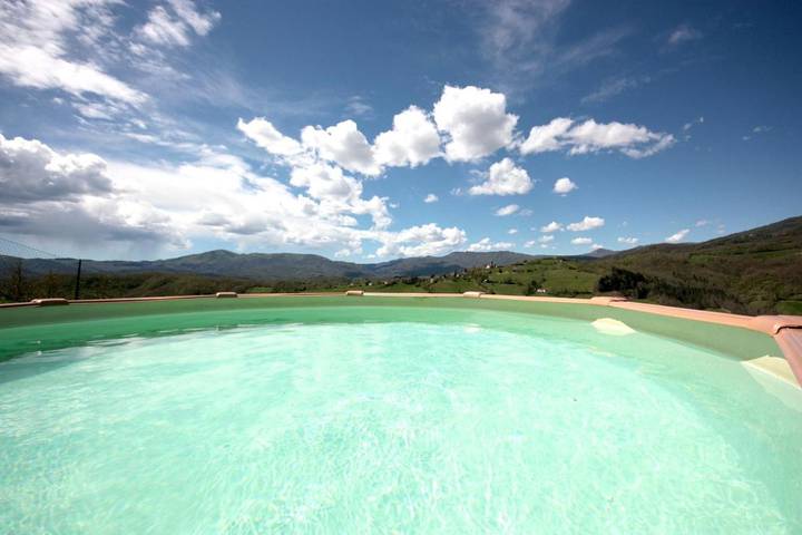 Gîte pour 5 personnes, avec piscine ainsi que vue et jardin, animaux acceptés à Borgo Val di Taro - 2