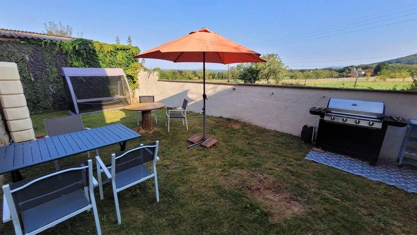 Gîte pour 4 personnes, avec jardin ainsi que vue et piscine dans Saint-Michel-de-Bannières - 3