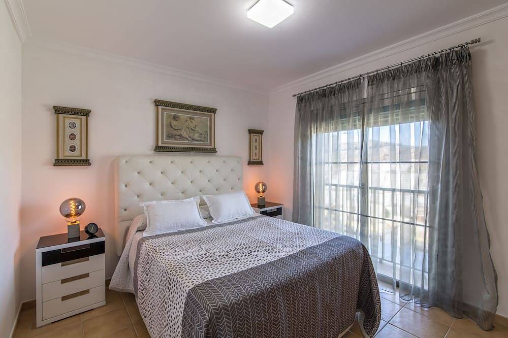 Las Brisas de Puerto Rico con Jacuzzi in Puerto Rico (Gran Canaria), Gran Canaria Sur