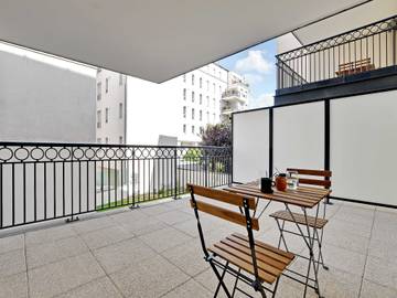 Location De Vacances pour 4 Personnes dans Suresnes, Hauts-de-Seine, Photo 2