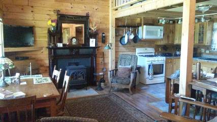 Log Cabin for 7 Guests in Carroll, Coös County, Picture 2