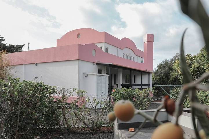 Casa de férias para 12 pessoas, com jardim e varanda em Madalena