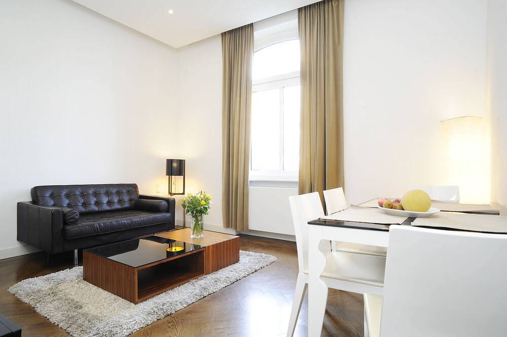Apartment for 2 People in Frankfurt am Main, South Hesse
