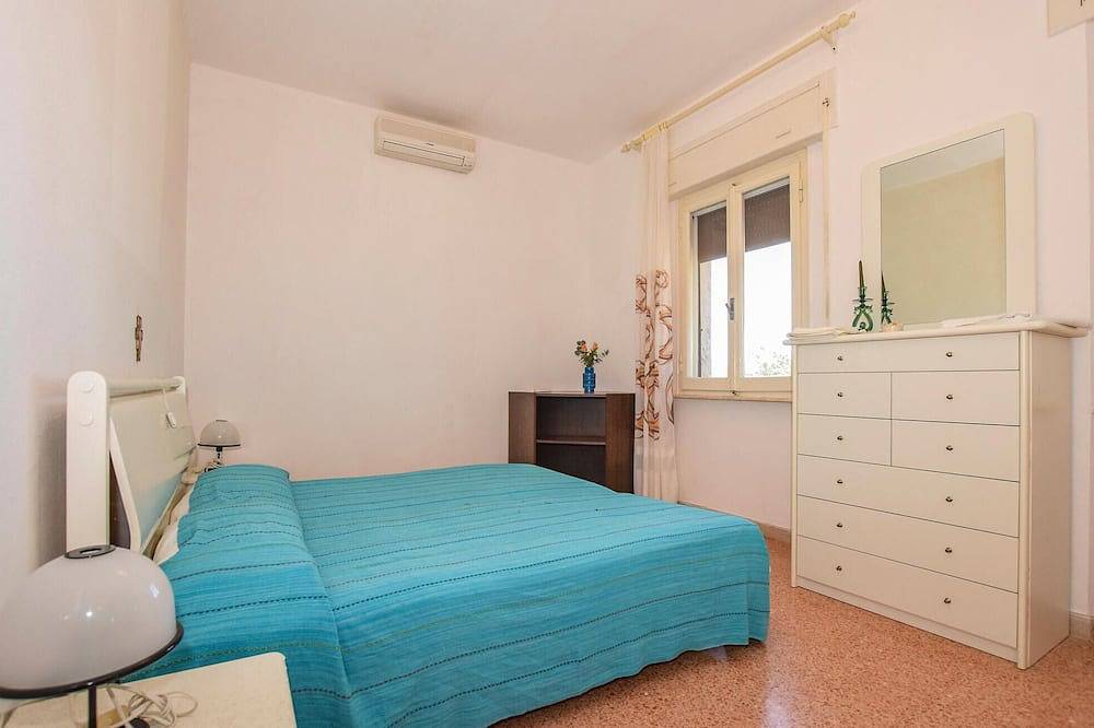 4 bedroom beautiful home in Orbetello (Gr) in Giannella, Orbetello
