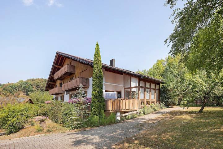 Hel lejlighed, Apartment 'G' with Balcony and Wi-Fi in Lonsee, Lonsee Region