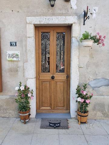 Gîte pour 5 personnes, avec vue et jardin, animaux acceptés à Ceyzérieu