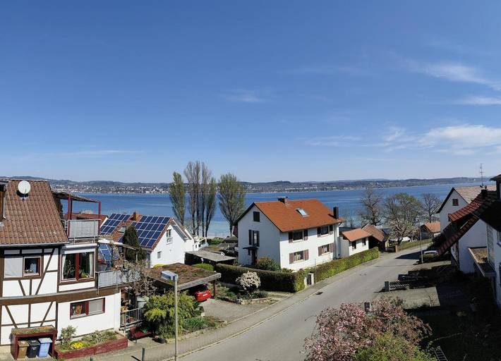 Ferienwohnung für 4 Personen, mit Balkon und Ausblick sowie Seeblick in Konstanz - 2
