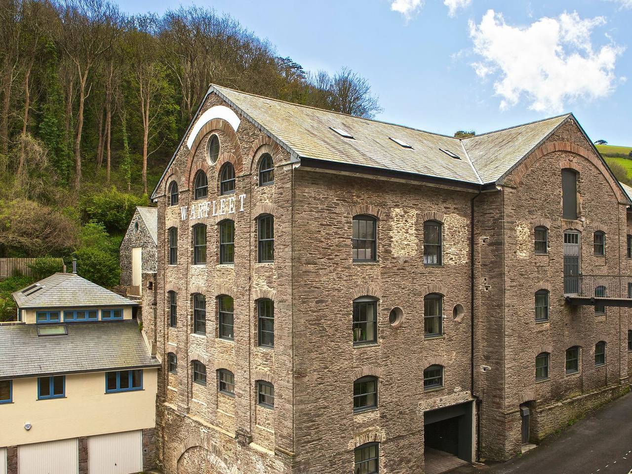 8 The Pottery in Dartmouth, Devon