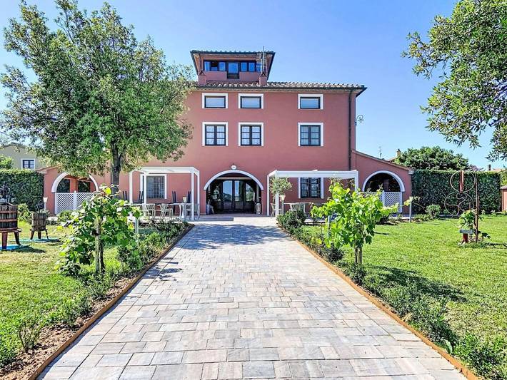 Appartamento per 6 persone, con Giardino e Piscina a Bolgheri