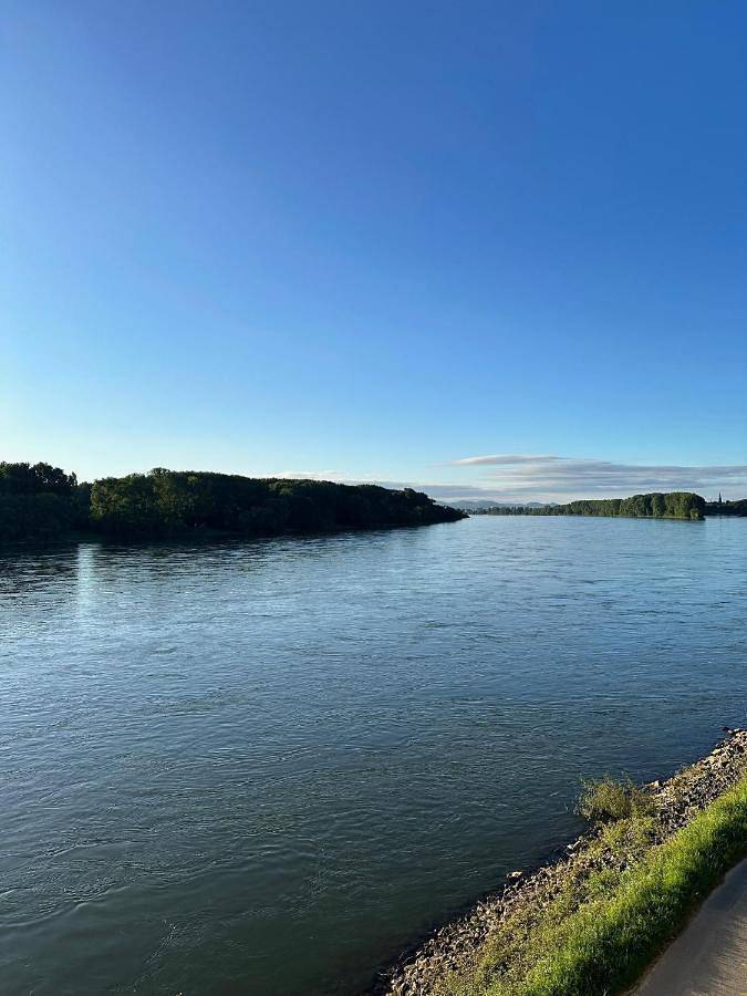 Hotel für 2 Personen, mit Terrasse und Ausblick sowie Seeblick in Bonn und Umgebung - 2