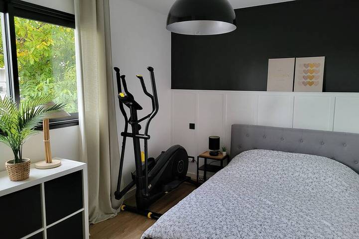 Location de vacances pour 8 personnes, avec jardin et terrasse à Bruz - 3